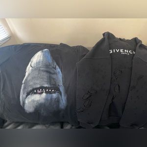 Hi, currently need cash to pay bills. Looking for sale the items